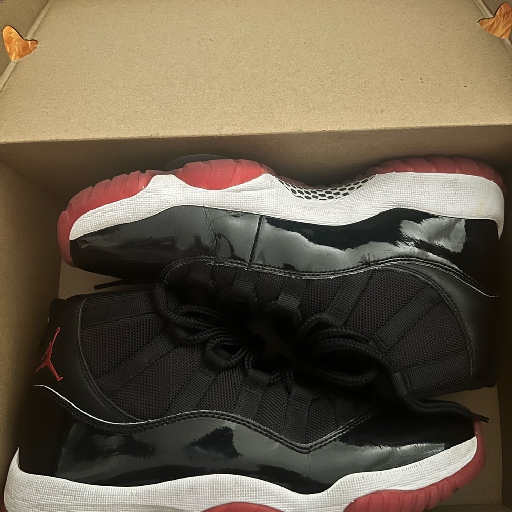 Air Jordan Retro Bred 11